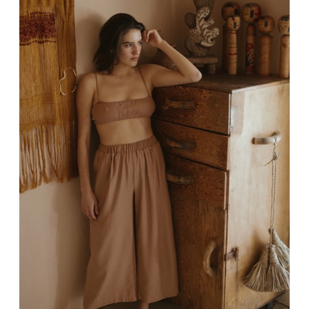 SOLD Ozma of California Crop Wide Leg